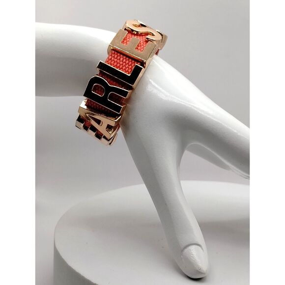BCBGeneration FEARLESS Slide Charm Leather Snap Cuff Bracelet Pink and RoseGold - Picture 5 of 5